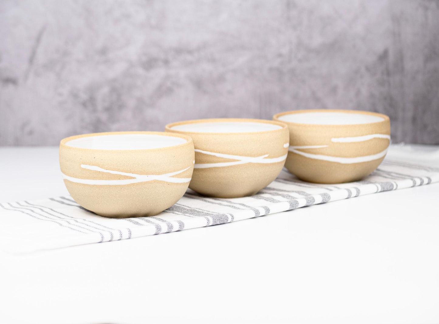 Breakfast Soup Salad Small Bowl: White/Sandy, Stoneware, Handmade Aesthetic Modern Cereal Oatmeal Bowl Stoneware Decor Artisian Unique Bowl