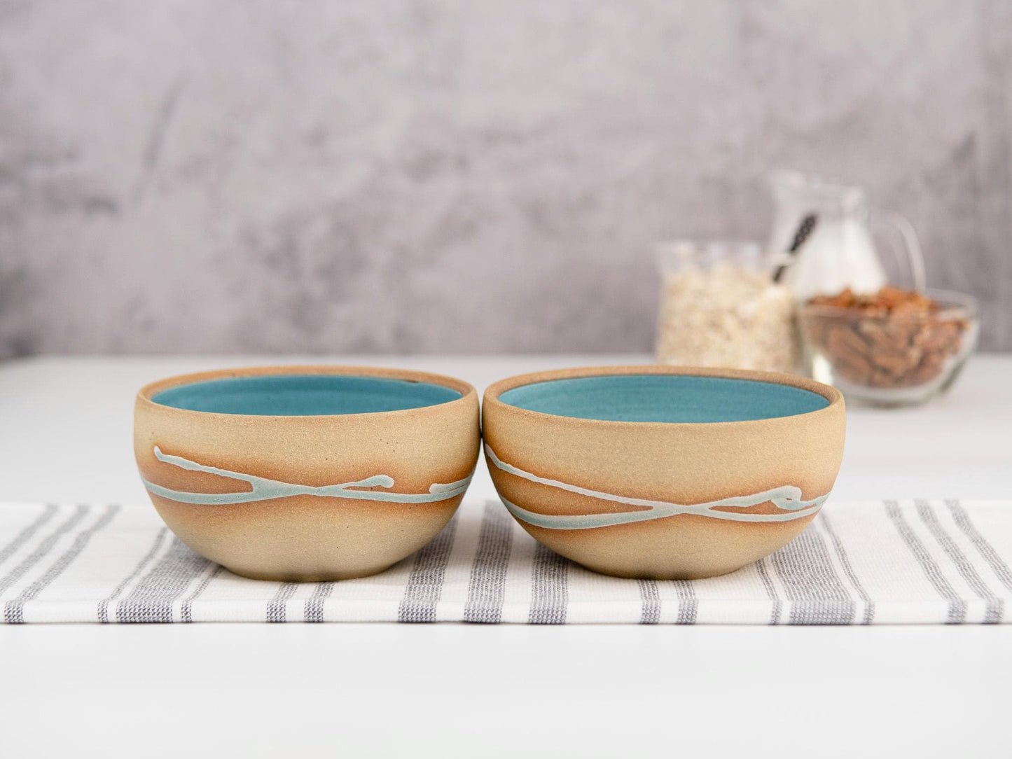 Breakfast Soup Salad Bowl: Turquoise Sandy with Trailing, Stoneware, Handmade Aesthetic Modern Cereal Oatmeal Bowl Stoneware Artisian Bowl