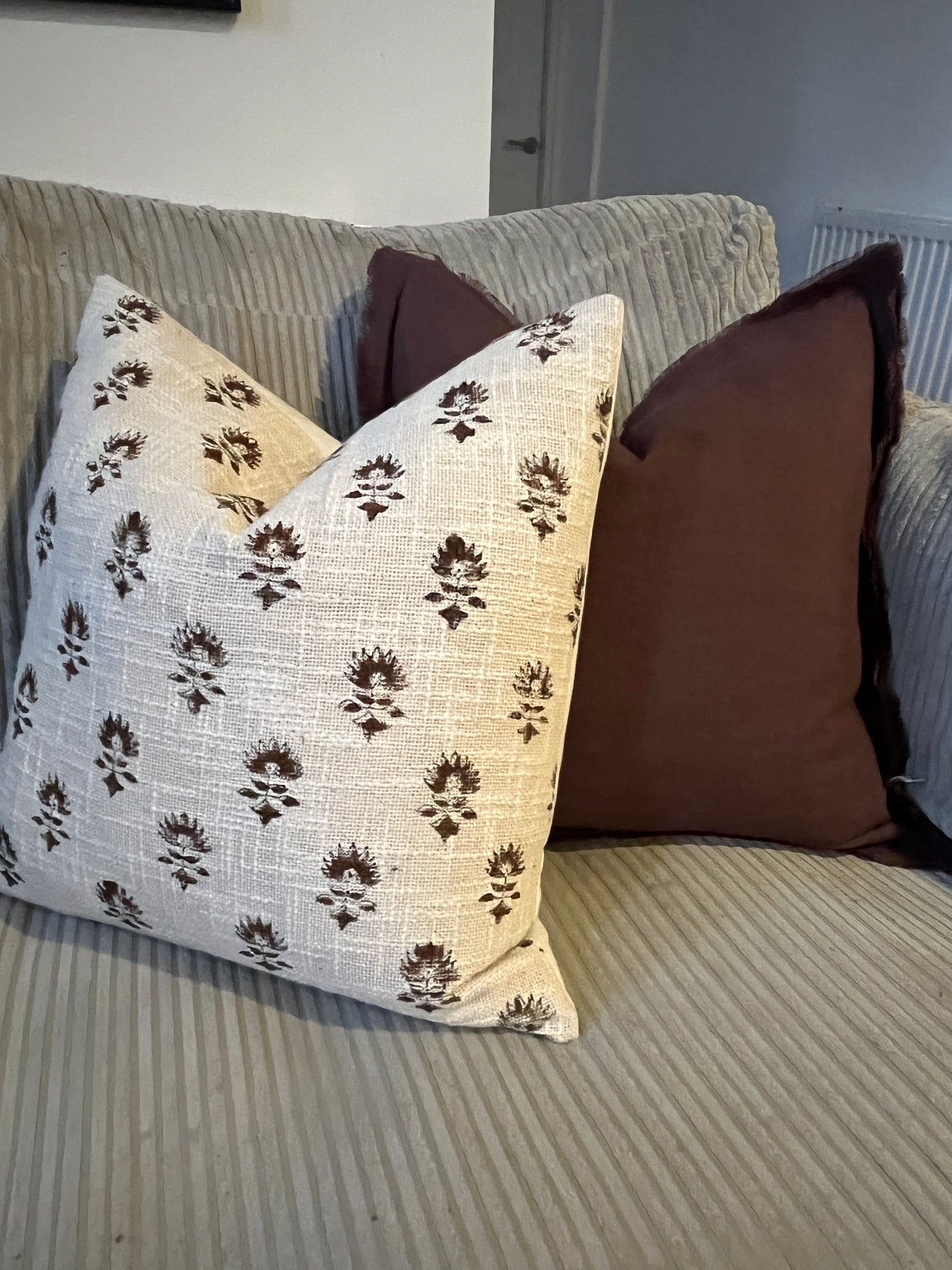 Ceramic Coffee Tea Mug with Handle Purple White 14 oz Stoneware