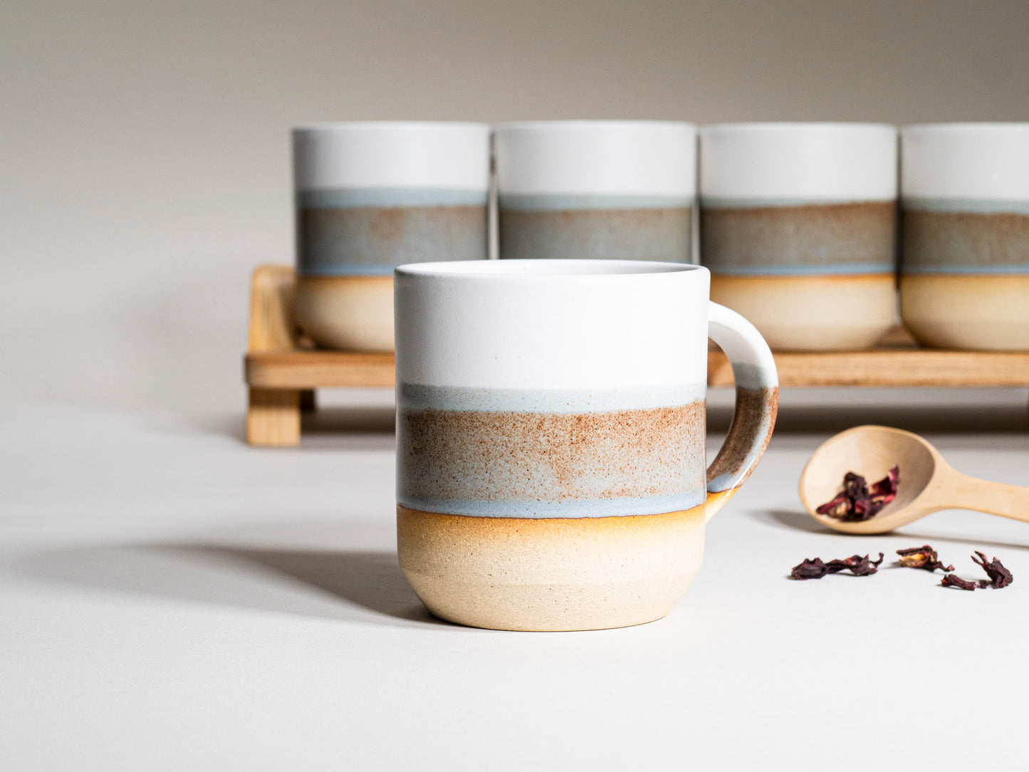 Ceramic Coffee Tea Mug with Handle Brown-Blue White 14 oz Stoneware